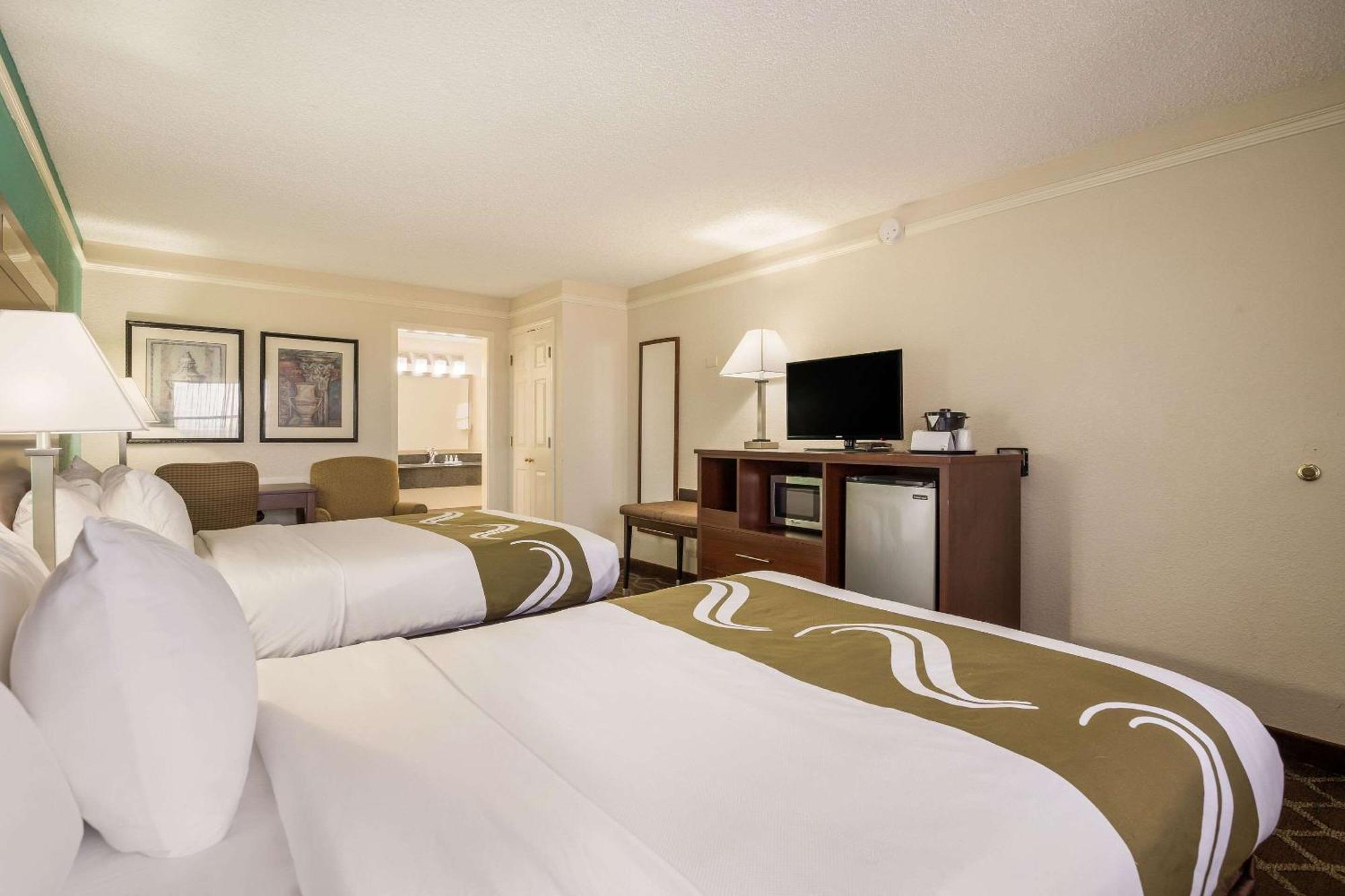 Quality Inn Tulsa Central Ngoại thất bức ảnh