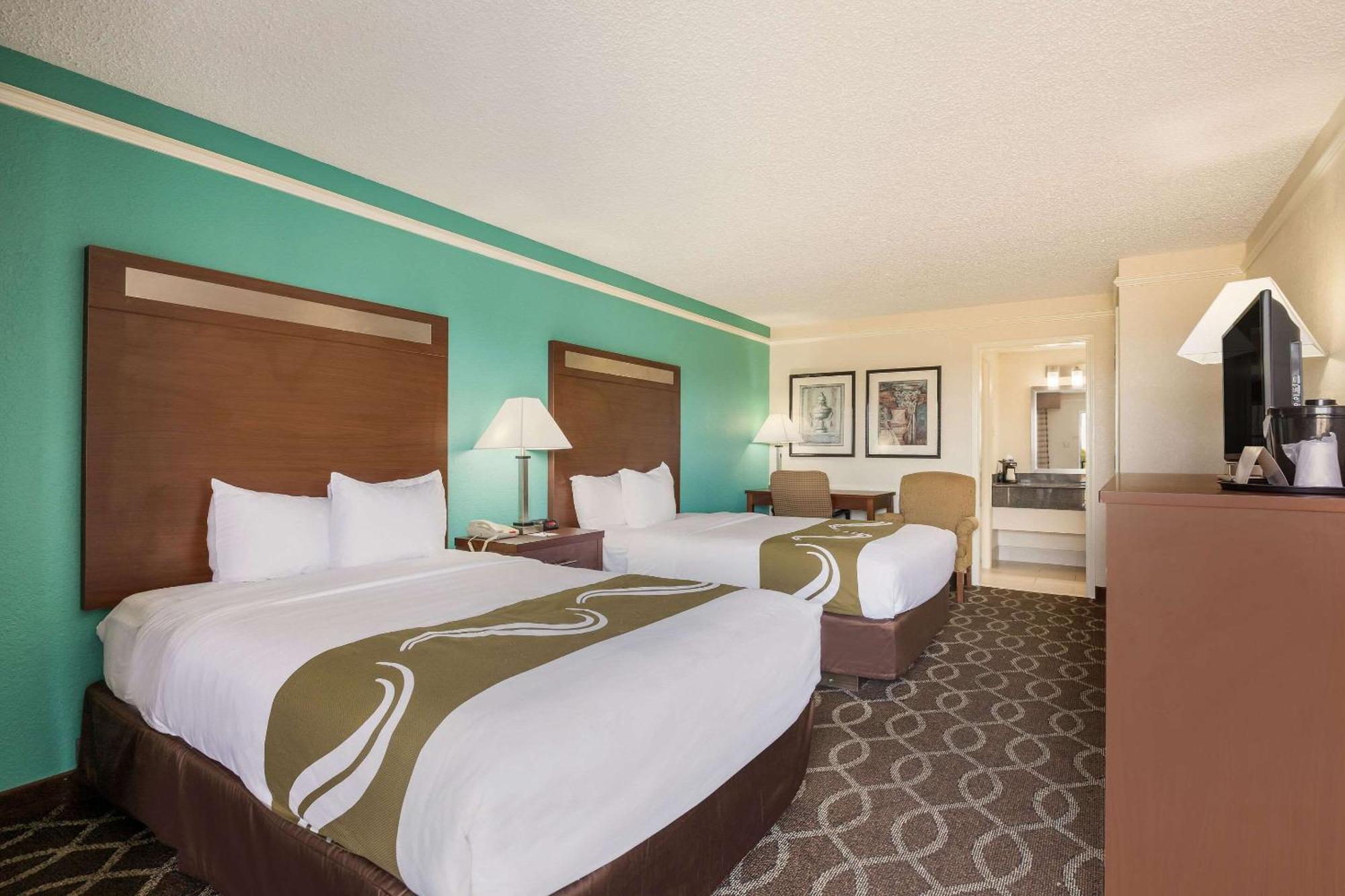 Quality Inn Tulsa Central Ngoại thất bức ảnh