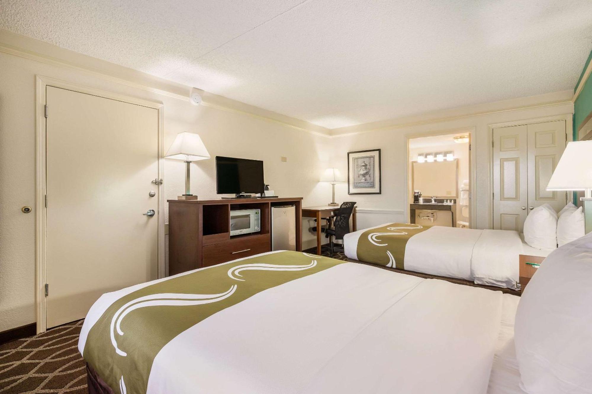 Quality Inn Tulsa Central Ngoại thất bức ảnh