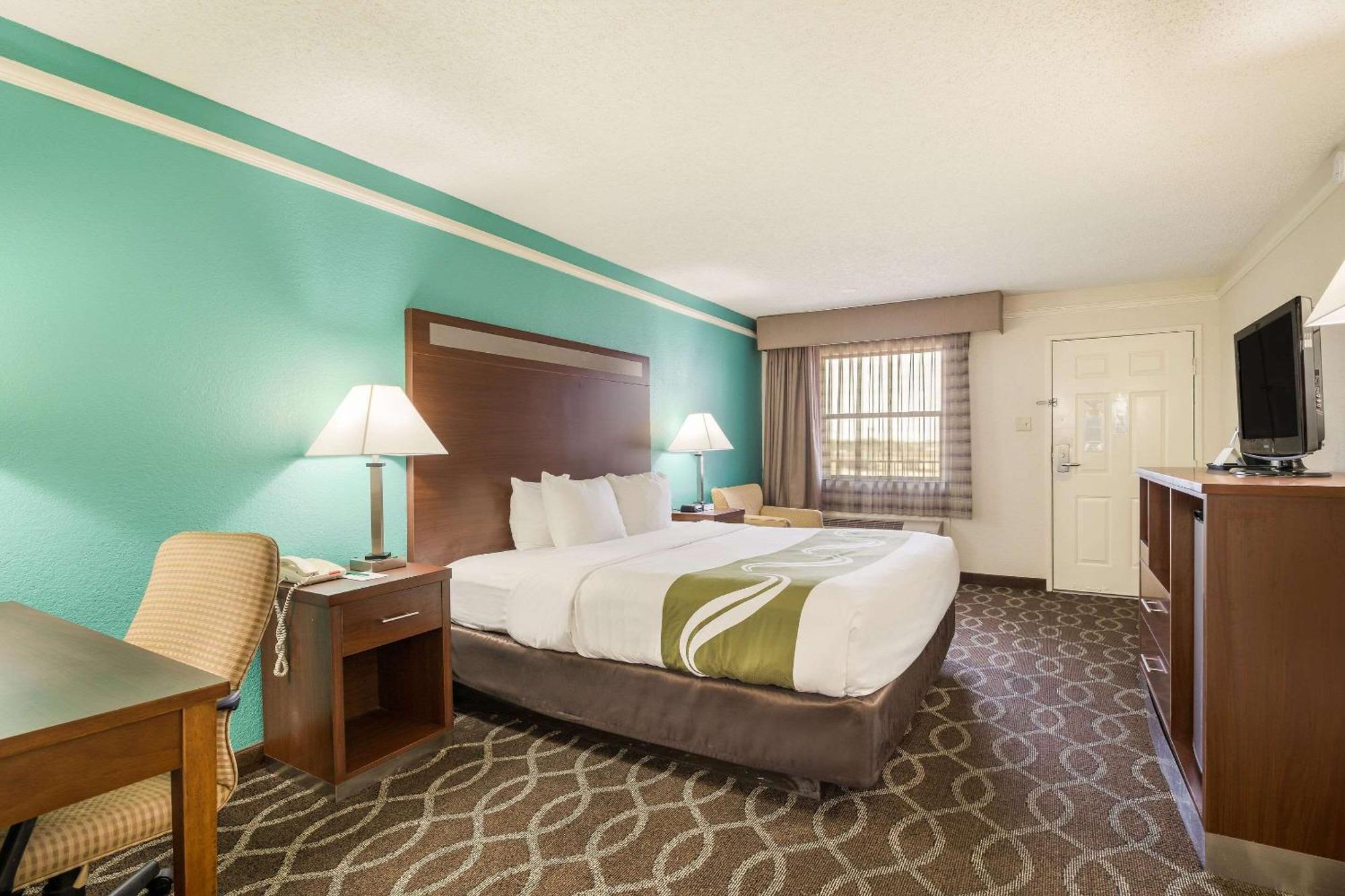 Quality Inn Tulsa Central Ngoại thất bức ảnh