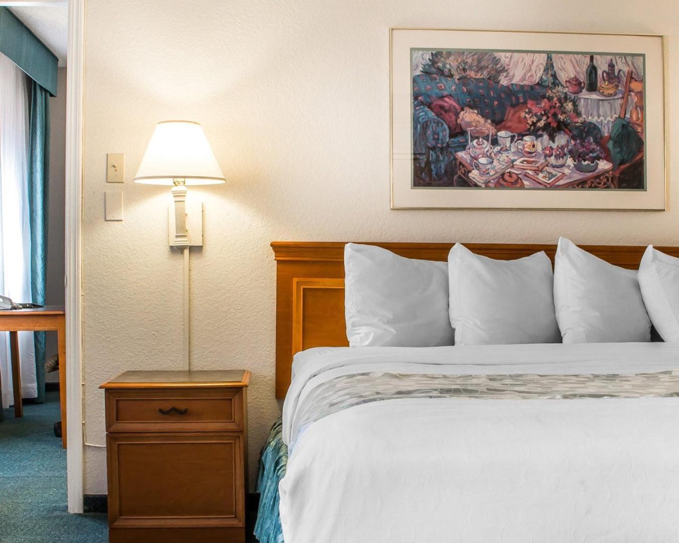 Quality Inn Tulsa Central Ngoại thất bức ảnh